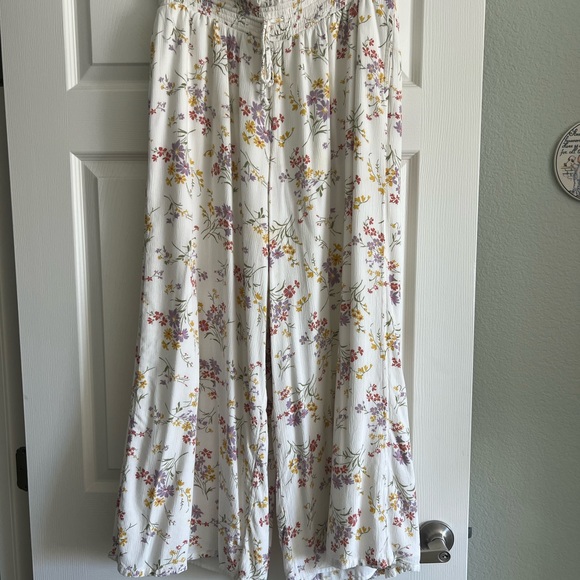 Floral pants - Picture 5 of 9